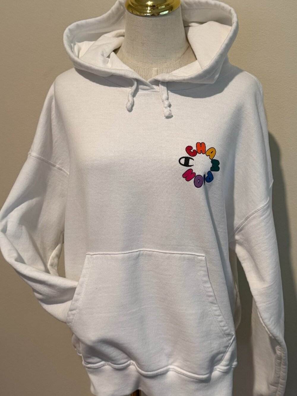 Champion Multicolor Embroidered Spellout Logo Hoodie White Size L